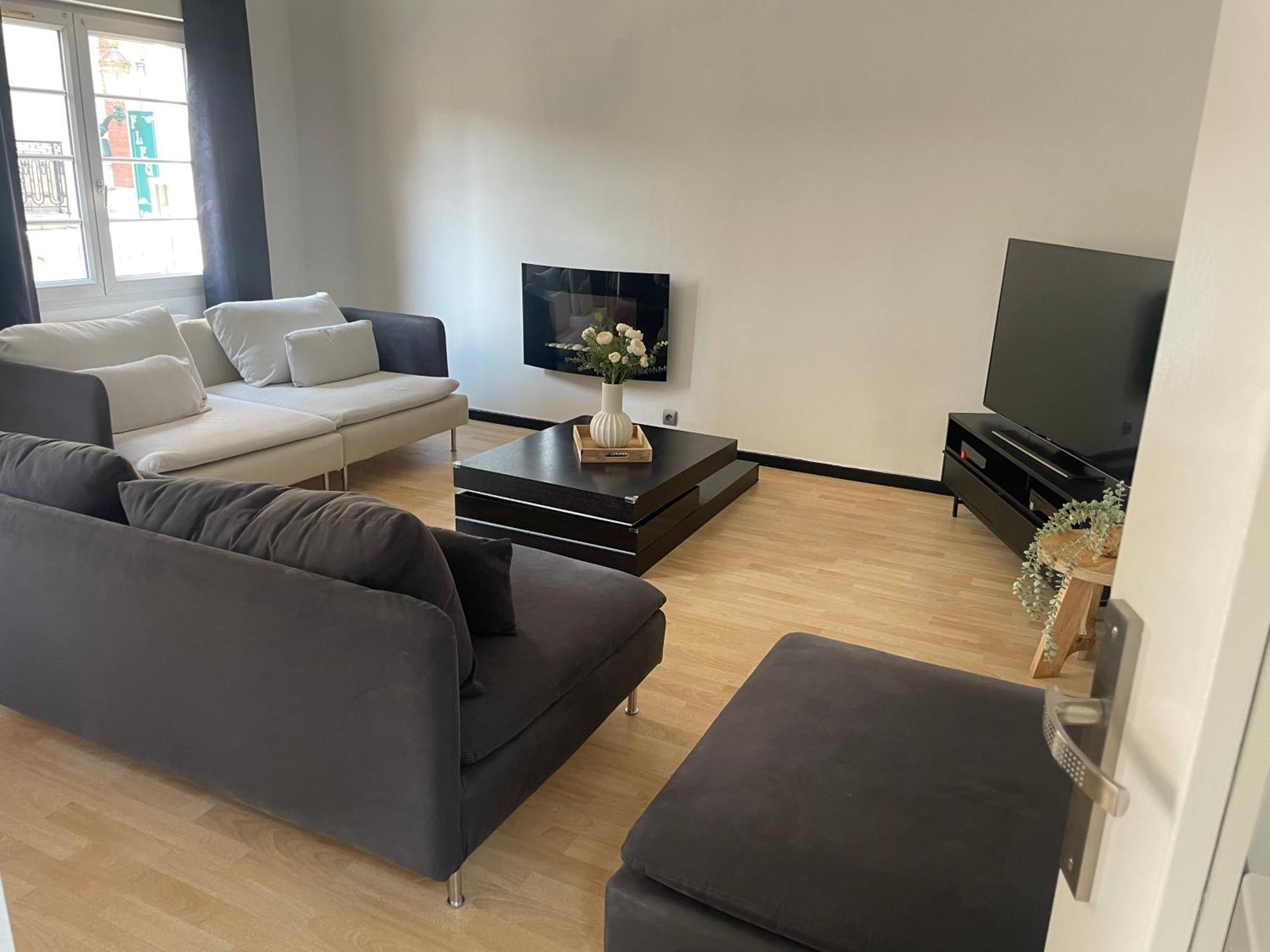 Le Nid De Sacha Apartment Epernay Exterior photo