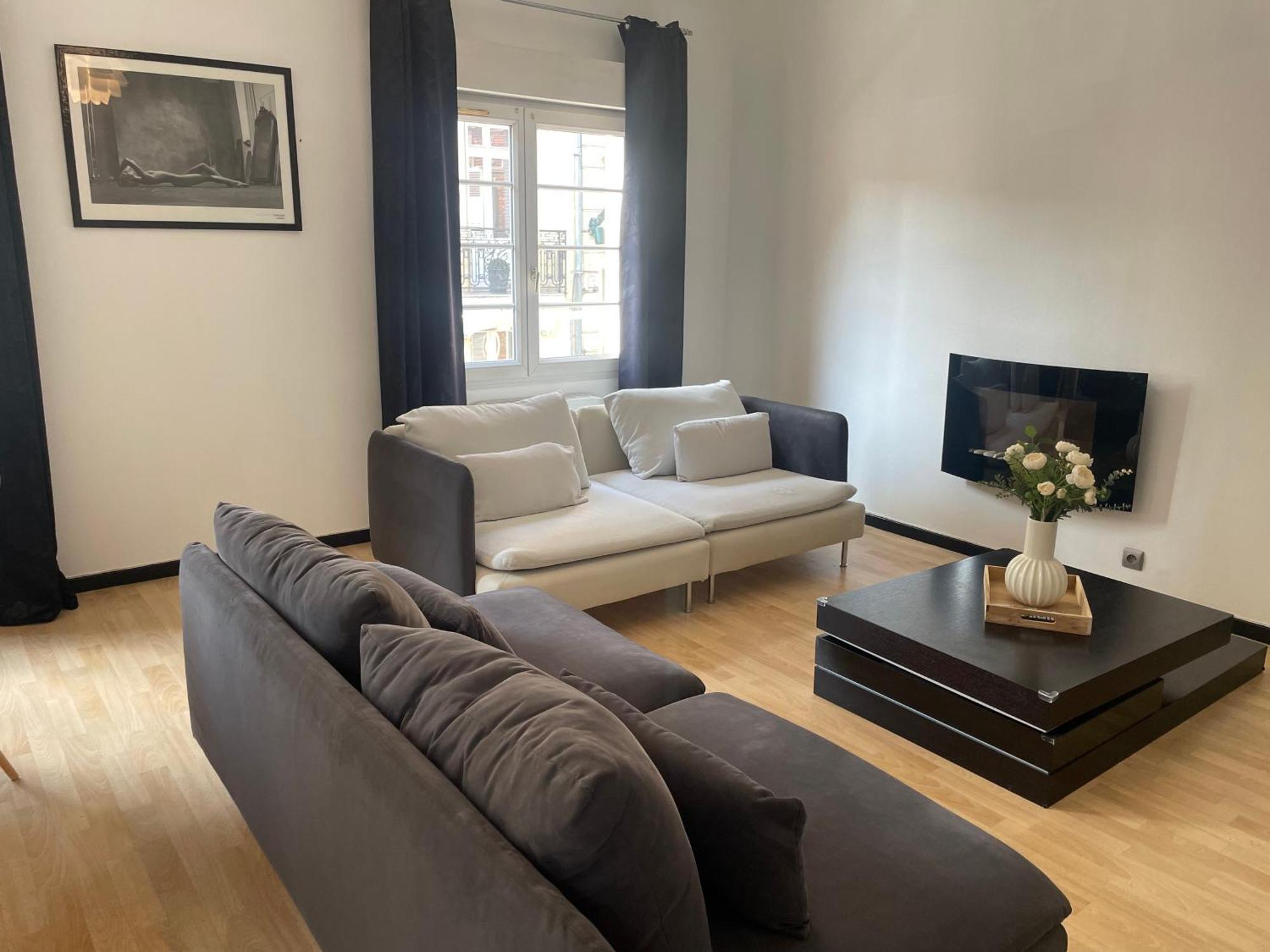 Le Nid De Sacha Apartment Epernay Exterior photo