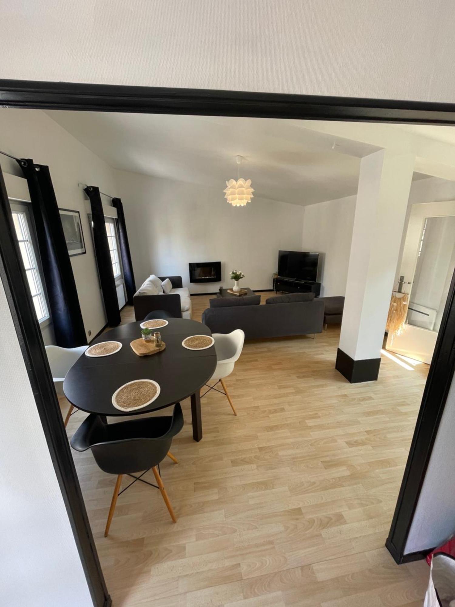 Le Nid De Sacha Apartment Epernay Exterior photo